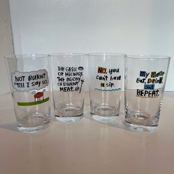 Shoebox - Hallmark Pint Glasses Set of 4 - Picture 1 of 9